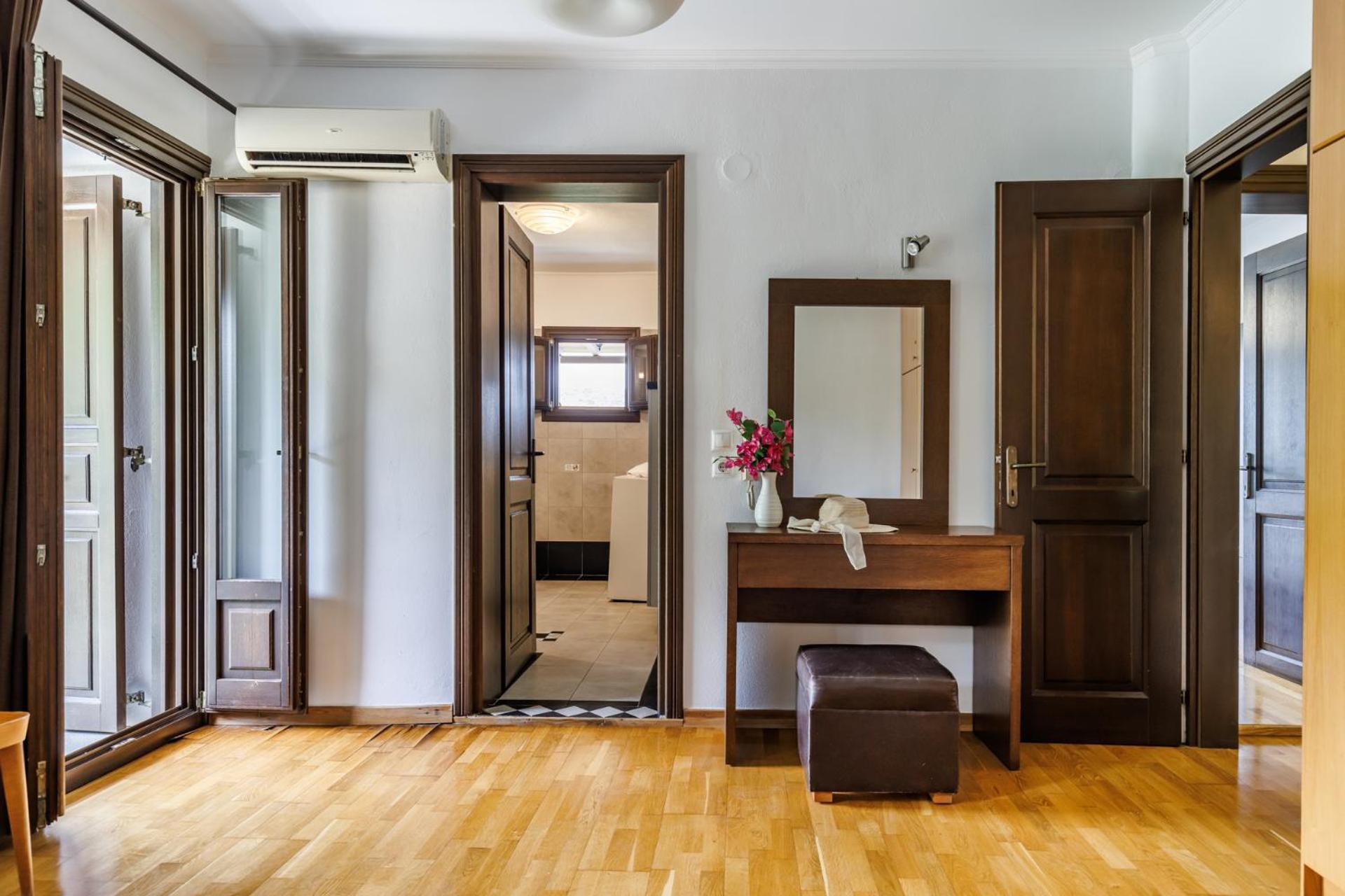 סקופלוס טאון Alexandra'S Villa מראה חיצוני תמונה